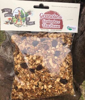 Granola de Castanhas e Uva Passa Orgânica (200g) - Sítio Pé na Terra